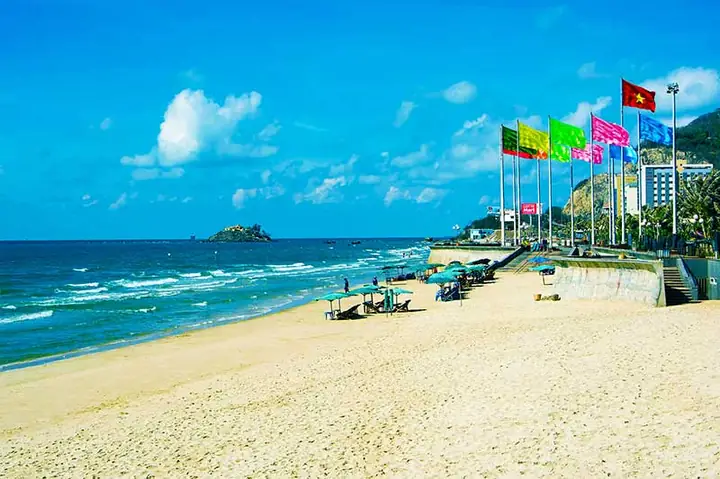 Hướng Dẫn Du Lịch Bãi Thùy Vân (bãi Sau) – Những Điều Cần Biết Khi Đến Vũng Tàu