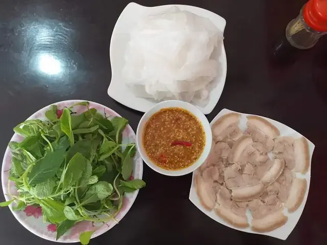 Bánh Ướt Ban Mê Đà Nẵng: Địa Chỉ, Thực Đơn, Giá Và Cách Thưởng Thức