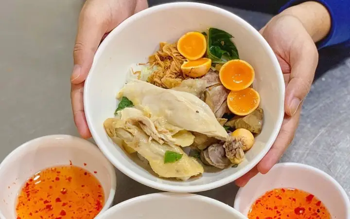 Top 10 Quán Bánh Ướt Lòng Gà Đà Lạt Ngon Nhất Bạn Phải Thử