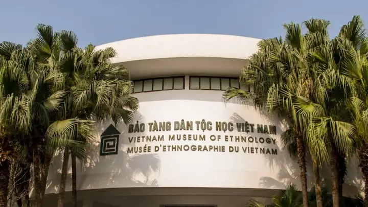 Hướng Dẫn Tham Quan Bảo Tàng Dân Tộc Học Việt Nam: Giờ Mở Cửa, Vé Vào Cửa Và Các Khu Trưng Bày Chính