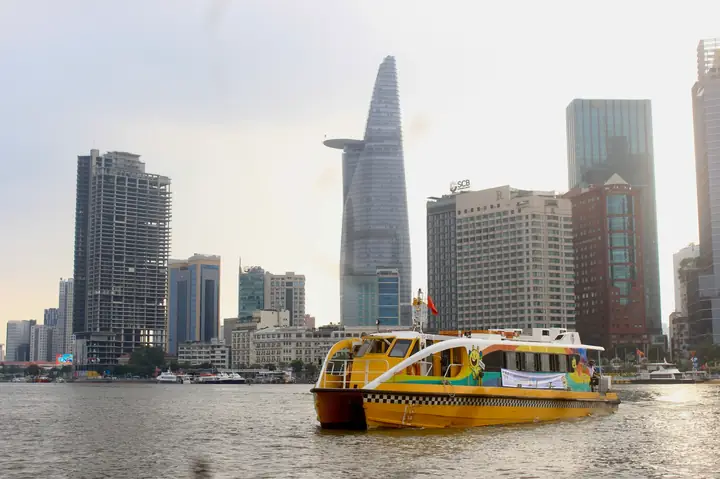 Hướng Dẫn Chi Tiết Bến Xe Bus Sông Bạch Đằng: Địa Chỉ, Lịch Trình, Giá Vé Và Cách Sử Dụng