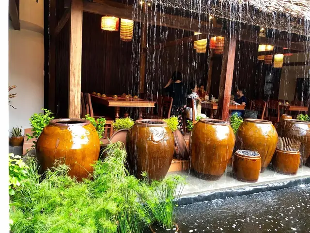 Địa Chỉ, Thực Đơn Và Cách Đặt Bàn Bếp Nhà Lục Tỉnh Quận 1 – Hướng Dẫn Chi Tiết Cho Thực Khách