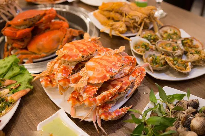 Top 25 Buffet Hải Sản Ngon Nhất Hà Nội – Đánh Giá, Giá Và Mẹo Đặt Chỗ