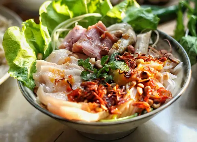 Bún Mắm Bà Ngọc Đà Nẵng – Địa Chỉ, Thực Đơn, Giá Và Cách Thưởng Thức
