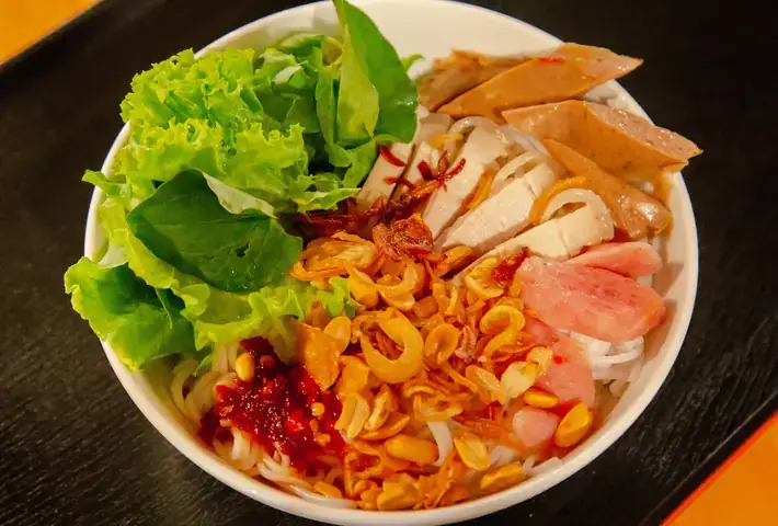 Bún Mắm Ngọc Trần Kế Xương Đà Nẵng – Địa Chỉ, Giờ Mở Cửa, Thực Đơn Và Đánh Giá