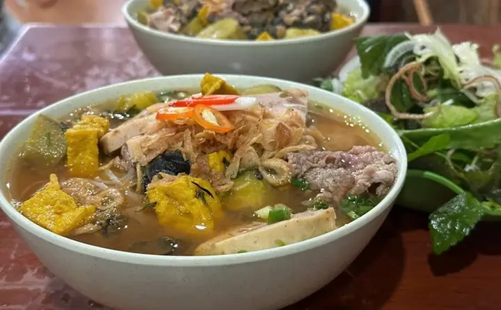 Top 10 Quán Bún Ốc Ngon Nhất Phố Quang Trung, Hà Nội – Địa Chỉ, Giá & Đánh Giá