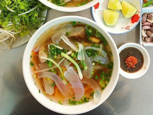 Top 10 Quán Bún Sứa Ngon Nhất Nha Trang – Địa Chỉ, Giá Và Mẹo Chọn Cho Thực Khách