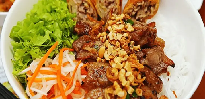 Top 10 Quán Bún Thịt Nướng Ngon Nhất Ở Buôn Ma Thuột: Địa Chỉ, Thực Đơn & Giá