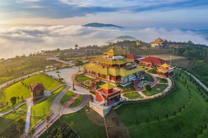 Top 15 Điểm Hot Ở Đà Lạt Mà Du Khách Không Nên Bỏ Lỡ