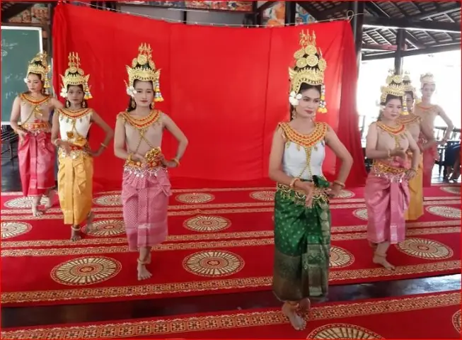 Khám Phá Các Điệu Múa Truyền Thống Của Người Khmer: Danh Sách, Ý Nghĩa Và Cách Biểu Diễn