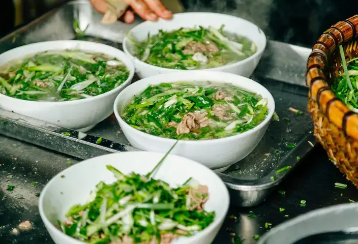 Cách Nấu Phở Thìn Lò Đúc Chuẩn Vị Tại Nhà – Hướng Dẫn Chi Tiết Từng Bước