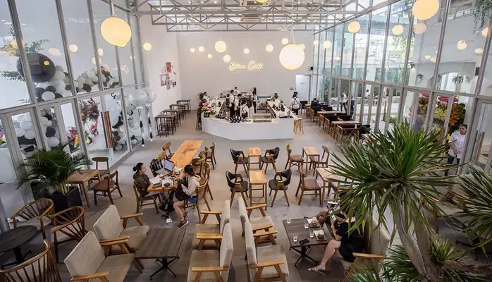 Top 10 Quán Café Trên Nguyễn Thị Thập, Quận 7: Địa Chỉ, Không Gian & Giá Cả Cho Dân “chill”
