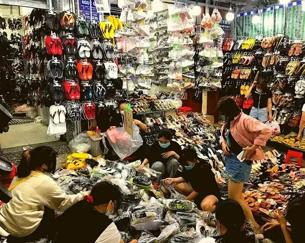 Top 10 Chợ Bán Đồ Giá Rẻ Ở Tp.hcm: Địa Chỉ, Giá Cả & Mẹo Săn Hàng