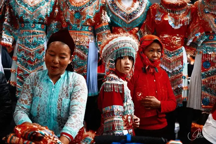 Chợ Phiên Đồng Văn Hà Giang: Lịch Trình, Lịch Mở Cửa Và Trải Nghiệm Du Lịch