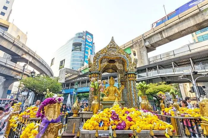 Chùa Phật Bốn Mặt Thái Lan: Lịch Sử, Ý Nghĩa Và Hướng Dẫn Thăm Quan Cho Du Khách Việt