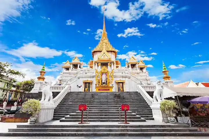 Chùa Vàng Thái Lan (wat Traimit) Ở Đâu? Địa Chỉ, Giờ Mở Cửa Và Cách Đến