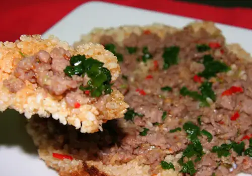 Địa Chỉ Bán Cơm Cháy Chà Bông Ngon Nhất Quận 7 – Top Lựa Chọn Cho Dân Sài Gòn