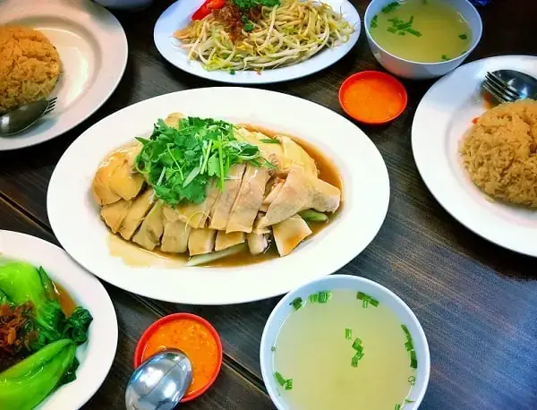 Cơm Gà Hải Nam Nguyễn Tri Phương – Địa Chỉ, Thực Đơn, Giá Và Cách Đặt Hàng