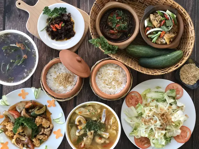 Top 10 Quán Cơm Niêu Ngon Nhất Vũng Tàu – Địa Chỉ, Món Đặc Trưng & Giá Cả