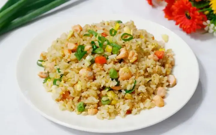 Top 5 Quán Cơm Rang Thập Cẩm Ngon Ở Hà Nội Mà Mọi Thực Khách Nên Thử