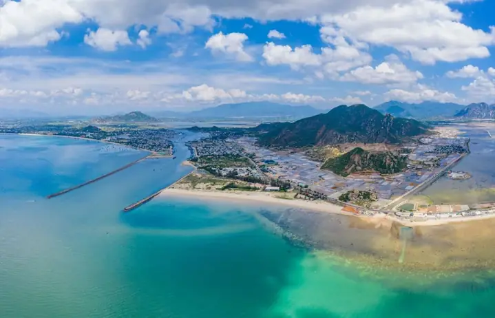 Khám Phá Cung Đường Ven Biển Ninh Thuận: Hành Trình, Điểm Dừng Và Kinh Nghiệm Phượt