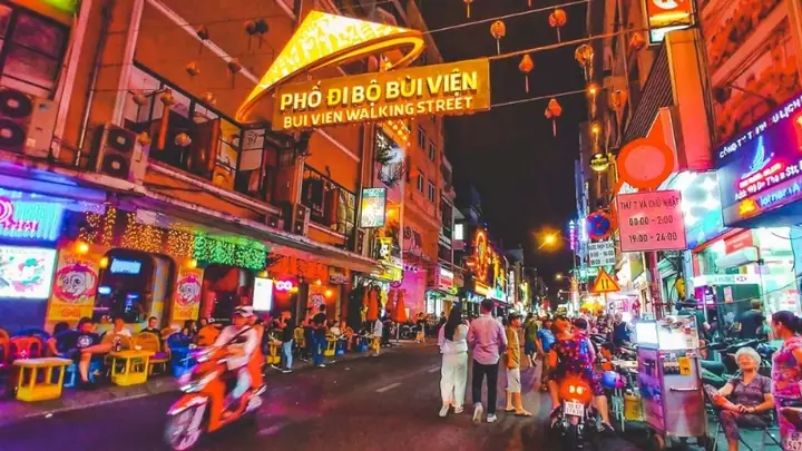 Top Địa Điểm Ăn Chơi Sài Gòn Về Đêm: 25 Nơi “cú Đêm” Nên Ghé Thăm