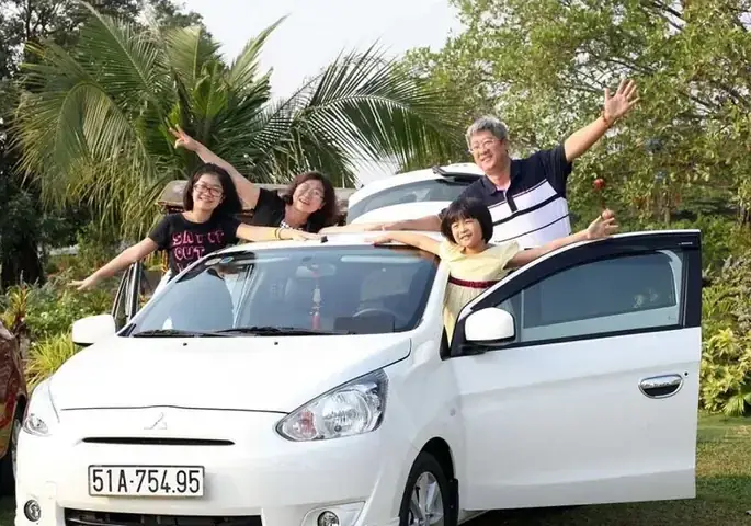 Kinh Nghiệm Du Lịch Huế Bằng Ô Tô Tự Lái: Lịch Trình, Chi Phí Và Mẹo Lái Xe An Toàn