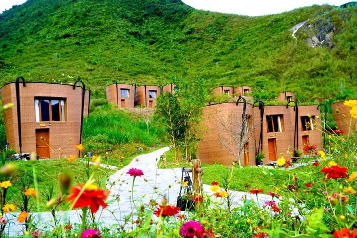 Hướng Dẫn Du Lịch Quản Bạ Hà Giang: Các Điểm Tham Quan, Lịch Trình 2 Ngày 1 Đêm Và Mẹo Di Chuyển