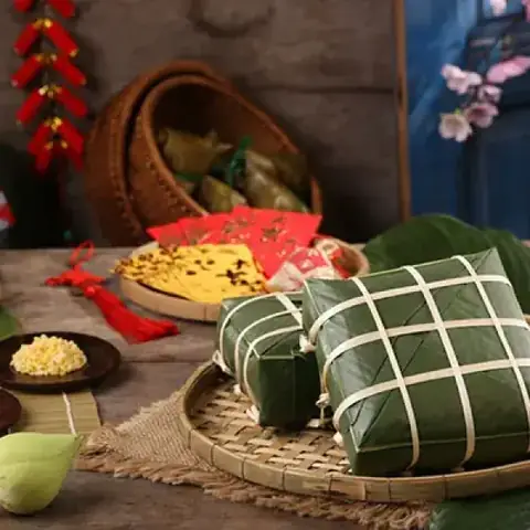 Giới Thiệu Bánh Chưng Ngày Tết: Ý Nghĩa, Lịch Sử Và Cách Làm Truyền Thống