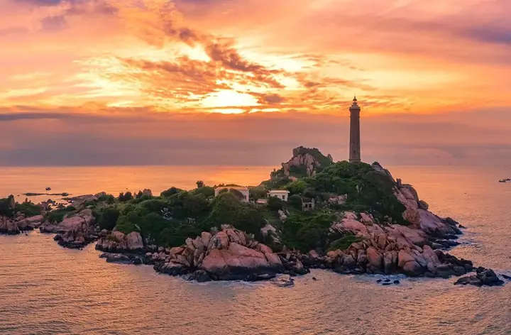 Khám Phá Mũi Kê Gà: Địa Điểm, Cách Đi Lại Và Các Điểm Tham Quan Nổi Bật