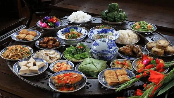 Gợi Ý 30 Món Ăn Ngày Tết Truyền Thống Cho Ba Miền Bắc – Trung – Nam