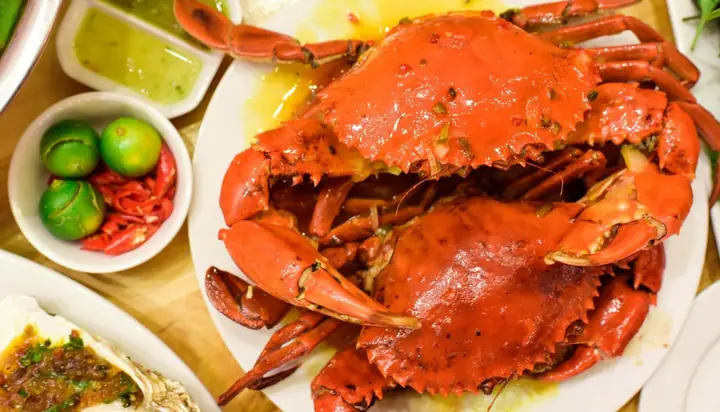 Địa Chỉ Hải Sản Tomato Nguyễn Thị Định: Thực Đơn, Giá, Đánh Giá & Cách Đặt Chỗ