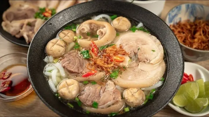 Cách Nấu Bánh Canh Giò Heo Ngon Chuẩn Vị: Công Thức Chi Tiết Và Mẹo Chọn Nguyên Liệu