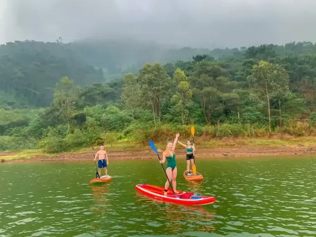 Khám Phá Hồ Đồng Quan Sóc Sơn: Hướng Dẫn Du Lịch Chi Tiết, Cách Đi Lại & Điểm Tham Quan