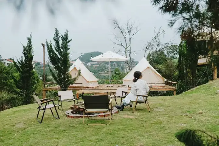 Top Homestay Đà Lạt Cho Nhóm Bạn: Giá Rẻ, View Đẹp & Tiện Nghi