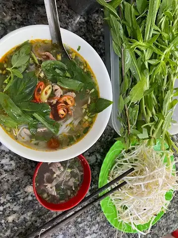 Hủ Tiếu A Mẹt Mỹ Tho: Địa Chỉ, Giờ Mở Cửa, Giá Cả & Món Ngon Phải Thử