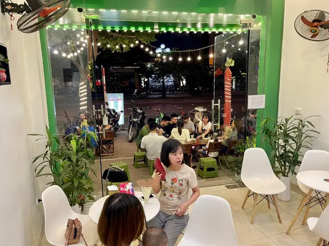 Kem Bơ Đà Lạt Ngon Nhất Trên Phố Bà Triệu: Địa Chỉ, Giá Và Đánh Giá Chi Tiết