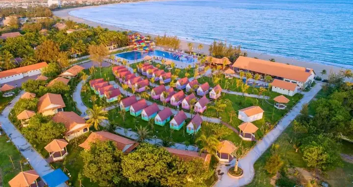 Top Khách Sạn Gần Biển Ninh Chữ 2026: Đánh Giá, Giá Phòng & Cách Đặt