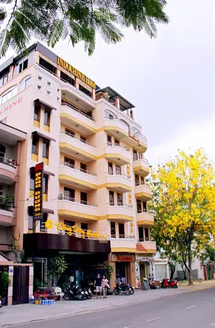 Khám Phá Khách Sạn Đông Dương Nha Trang: Đánh Giá, Tiện Nghi Và Cách Đặt Phòng Nhanh Chóng