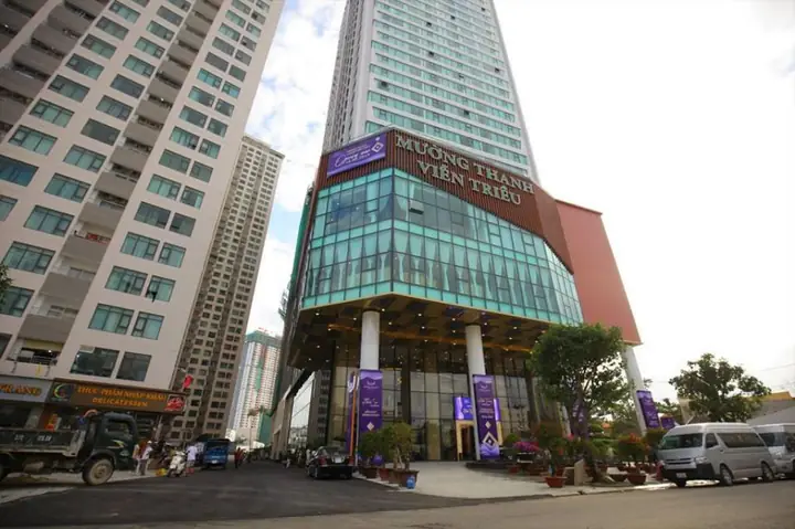 Khách Sạn Mường Thanh Luxury Viễn Triều Ở Hòn Chồng: Đánh Giá, Tiện Nghi & Cách Đặt Phòng Nhanh Chóng