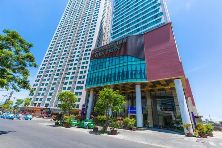Khách Sạn Mường Thanh Luxury Viễn Triều Ở Hòn Chồng: Đánh Giá, Tiện Nghi & Cách Đặt Phòng Nhanh Chóng