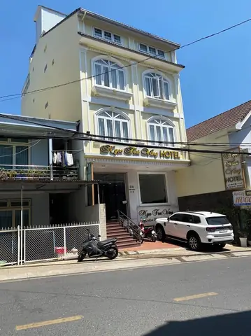 Khám Phá Khách Sạn Ngọc Trai Vàng Đà Lạt: Đánh Giá, Giá Phòng & Tiện Nghi
