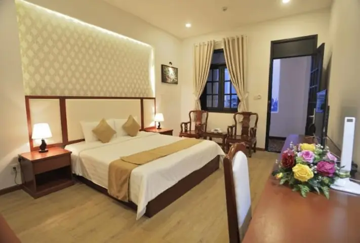Top Khách Sạn Tốt Nhất Ở Quận 10 – Đánh Giá, Giá Phòng & Lời Khuyên Cho Du Khách