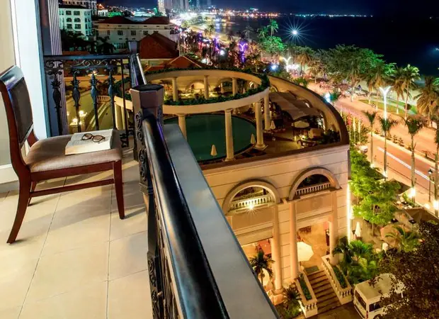 Top Khách Sạn View Đẹp Nha Trang 2026: Danh Sách, Giá Và Mẹo Chọn Phòng