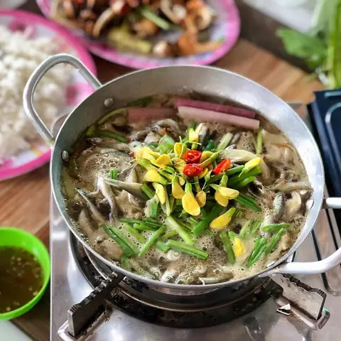 Cách Nấu Lẩu Cá Linh Bông Điên Điển Chuẩn Vị Cần Thơ – Hướng Dẫn Chi Tiết Cho Người Mới