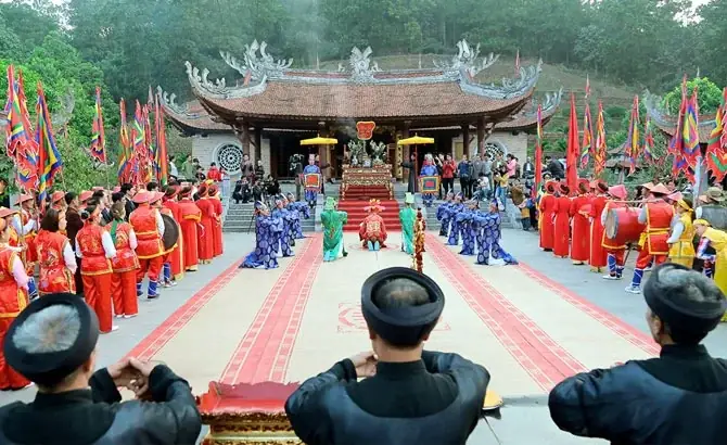 Lễ Hội Đền Hùng Diễn Ra Ở Đâu? Địa Điểm, Thời Gian Và Hoạt Động Chính