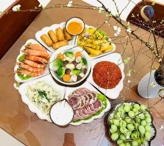 Mâm Cơm Cúng 30 Tết Miền Bắc: Thành Phần Chi Tiết, Cách Chuẩn Bị Và Lưu Ý Quan Trọng