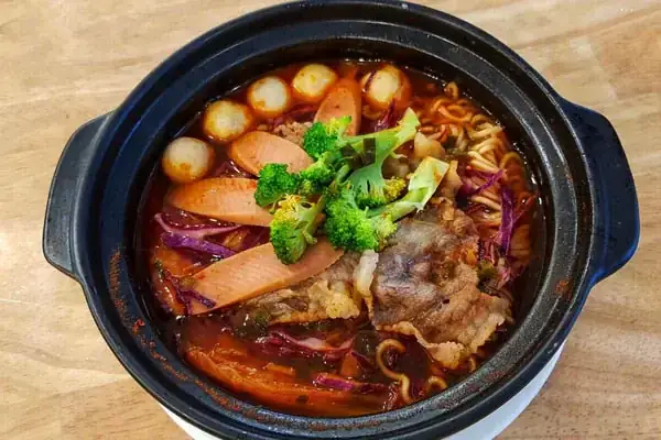 Mì Tương Đen Tiếng Anh Là Gì? Định Nghĩa, Cách Dịch Và Ví Dụ Thực Tế
