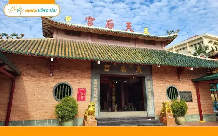 Khám Phá Miếu Bà Ngũ Bang Vũng Tàu: Lịch Sử, Địa Chỉ, Giờ Mở Cửa & Lễ Hội