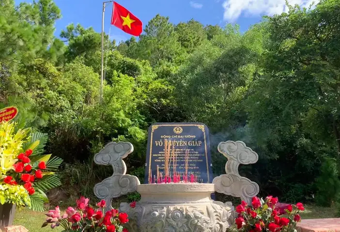 Mộ Đại Tướng Võ Nguyên Giáp Nằm Ở Đâu? Địa Chỉ, Cách Tới Và Thông Tin Cần Biết